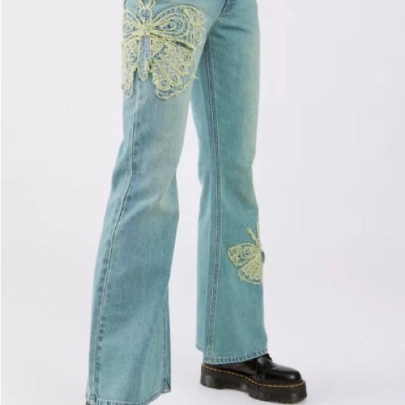 BDG Denim - BDG Low Rise Flare Jeans. New with tags size 31.